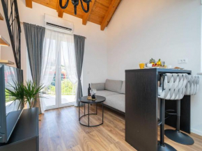 Apartments Villa Aura - Duplex studio with Balcony